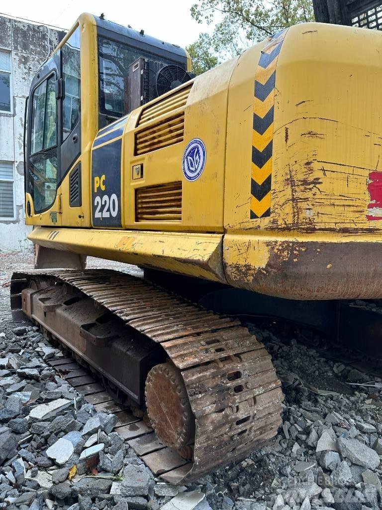 Komatsu PC220-8MO Lánctalpas kotrók