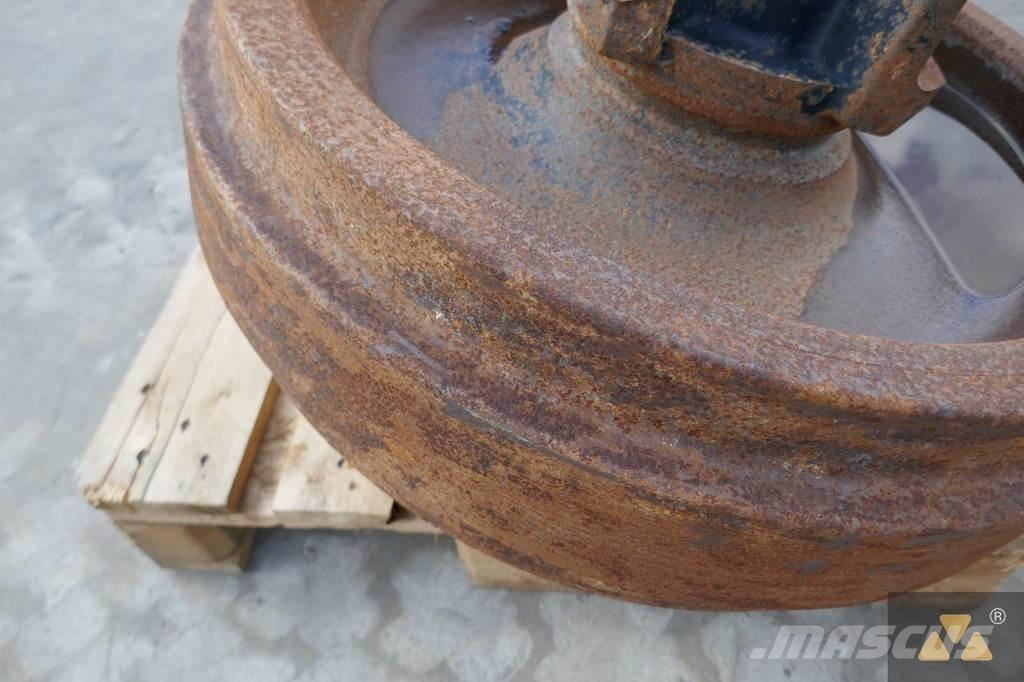 CAT 357-7560 Gumiabroncsok, kerekek és felnik