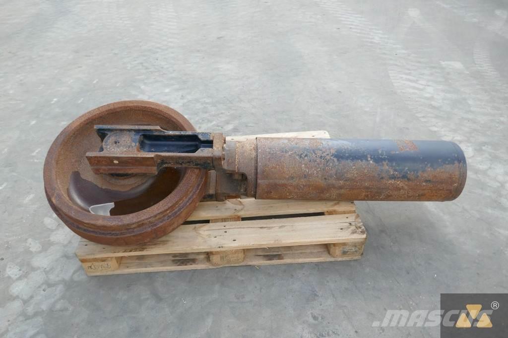CAT 357-7560 Gumiabroncsok, kerekek és felnik