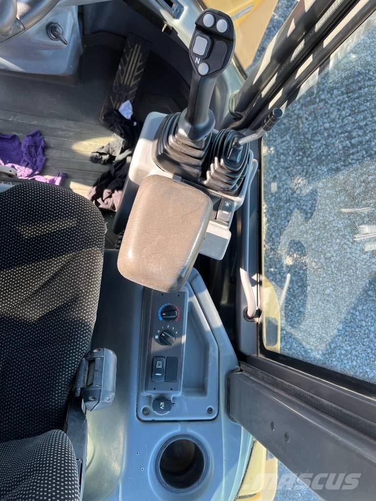 Volvo L 30 G Gumikerekes homlokrakodók