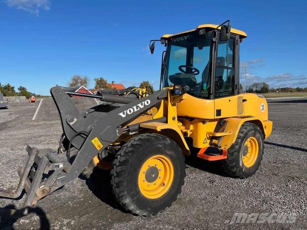 Volvo L 30 G Gumikerekes homlokrakodók