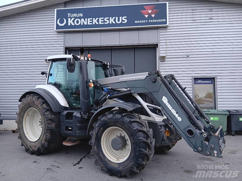 Valtra T 214 D Traktorok