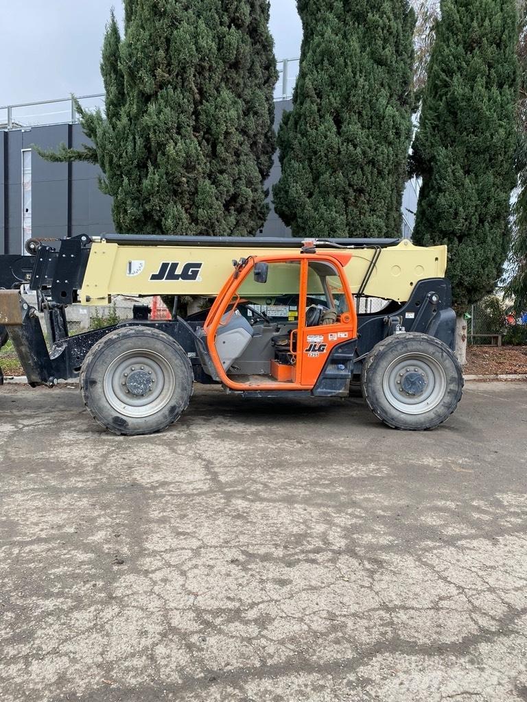 JLG 1255 Teleszkópos rakodók