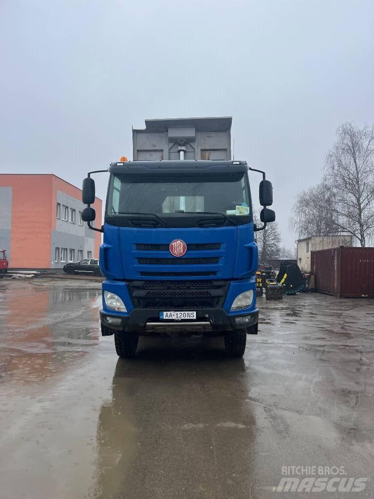 Tatra phoenix Mezei dömperek