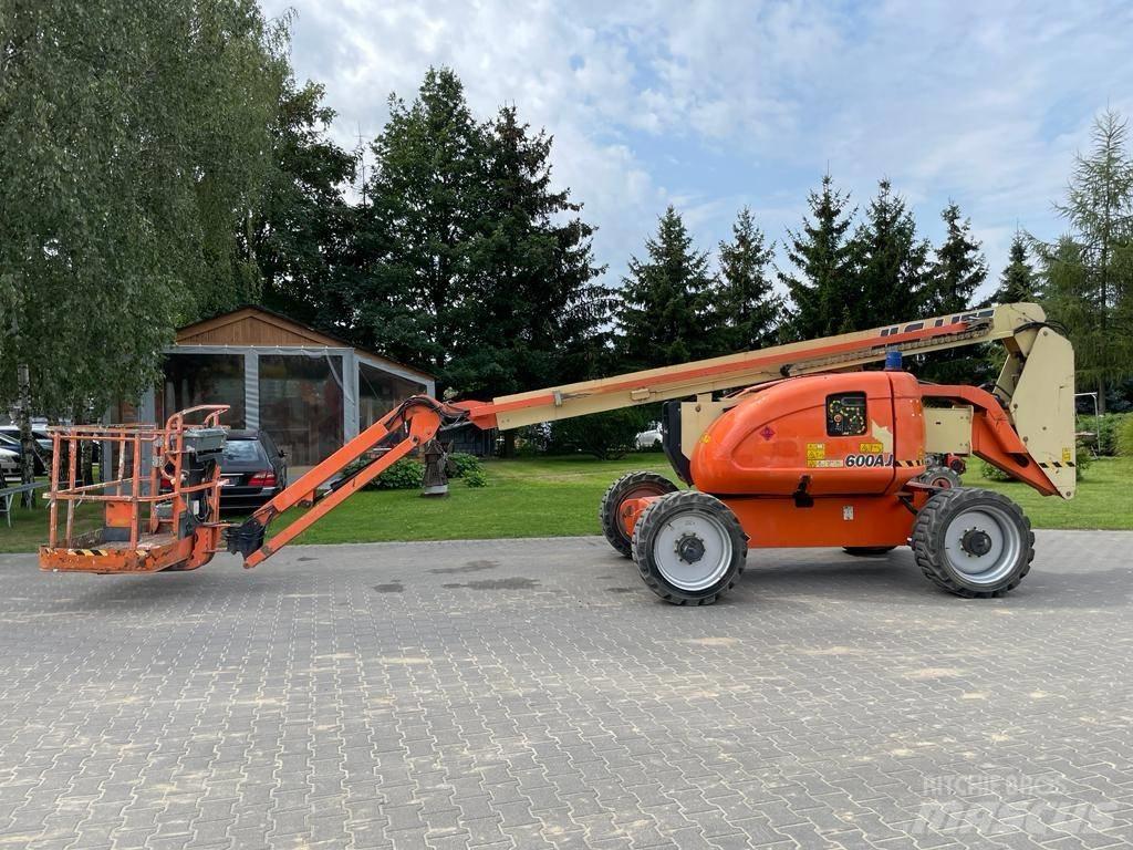 JLG 600 AJ Karos emelők