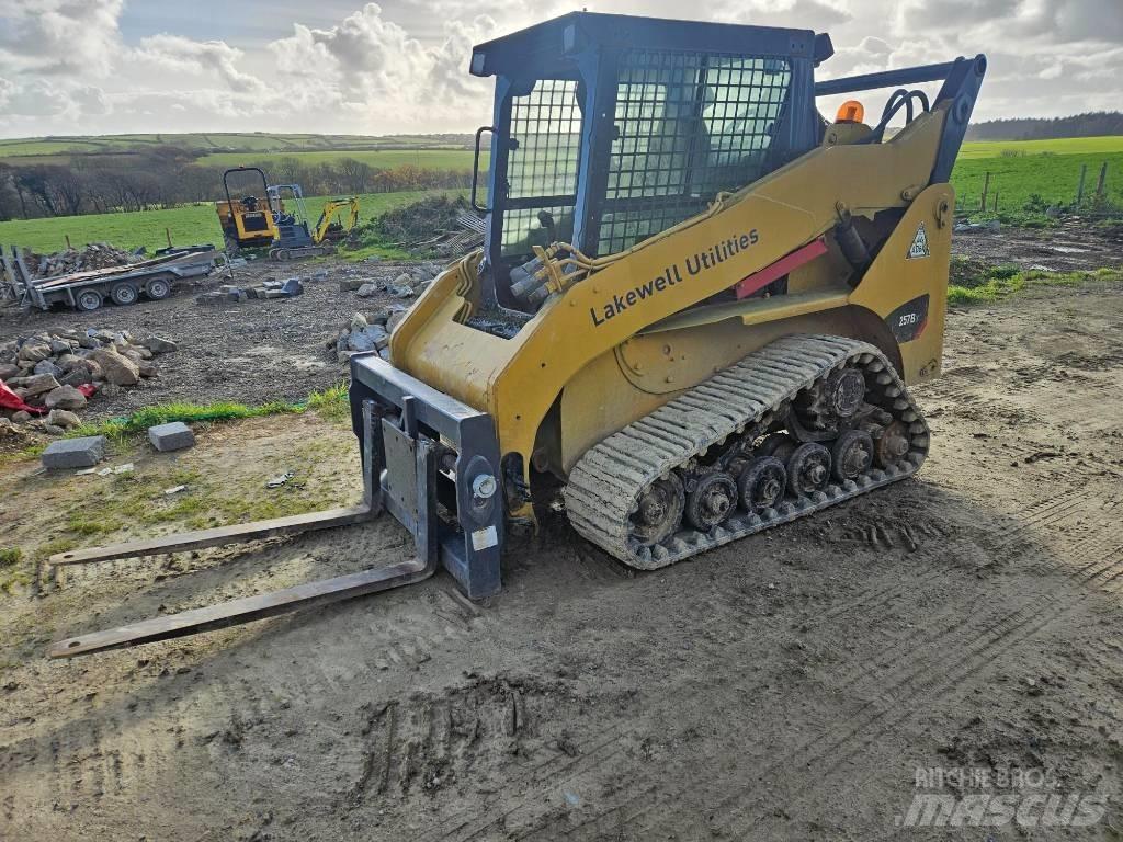 CAT 257 B 3 Kompaktrakodók