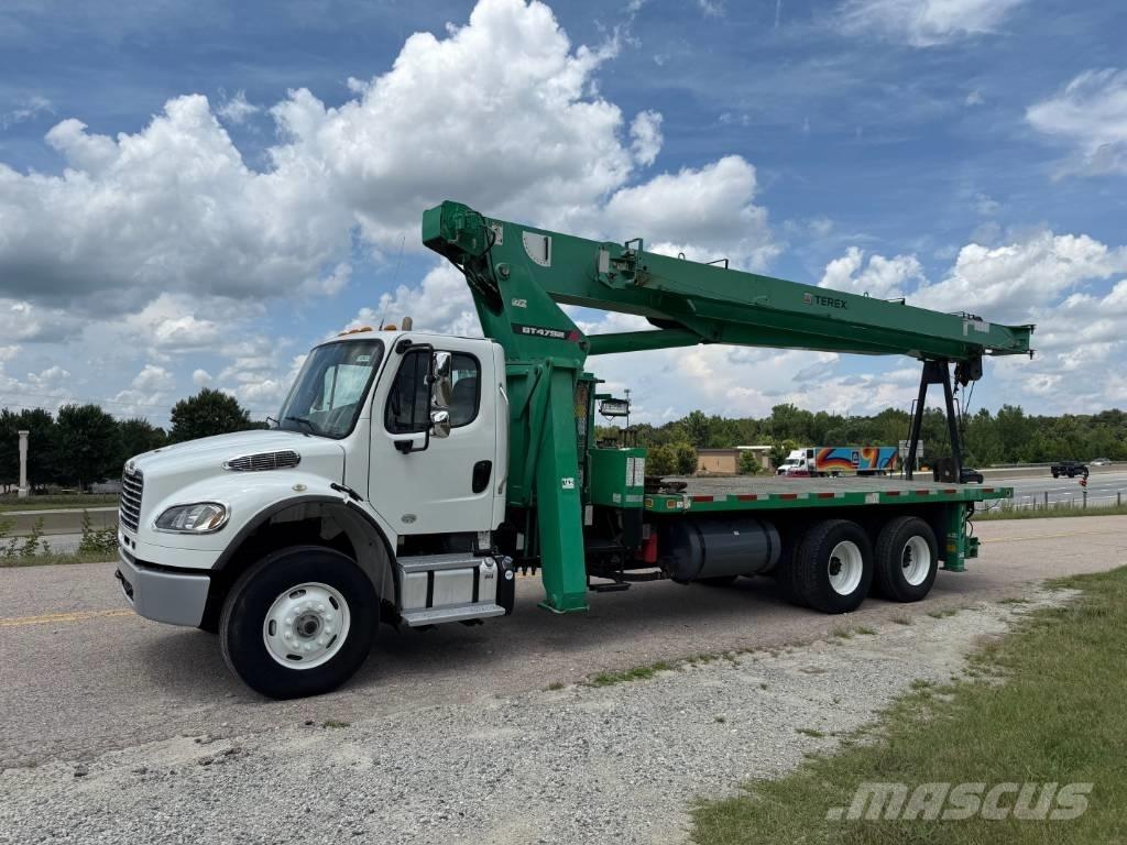 Freightliner M2 Lánctalpas daruk