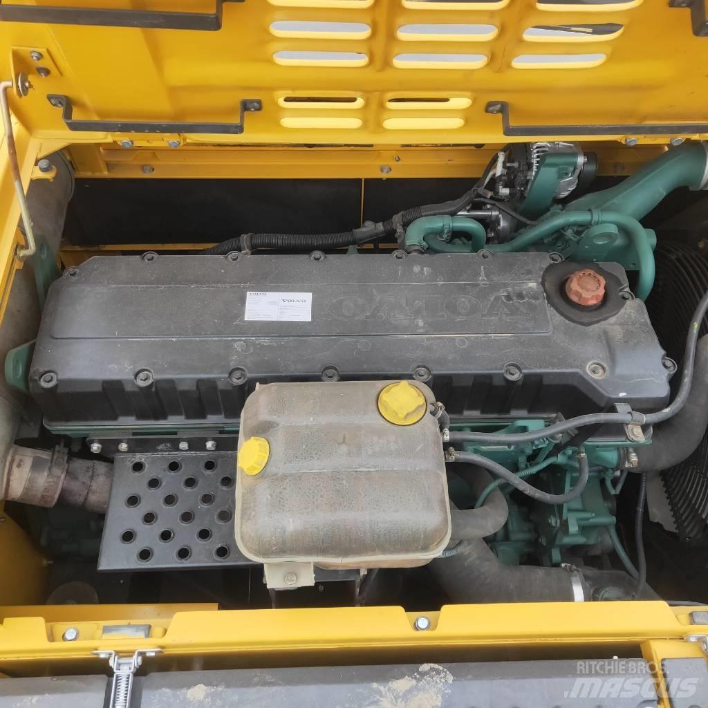 Volvo EC 360 Lánctalpas kotrók