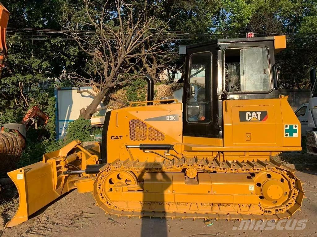 CAT D 5 K lánctalpas dózerek