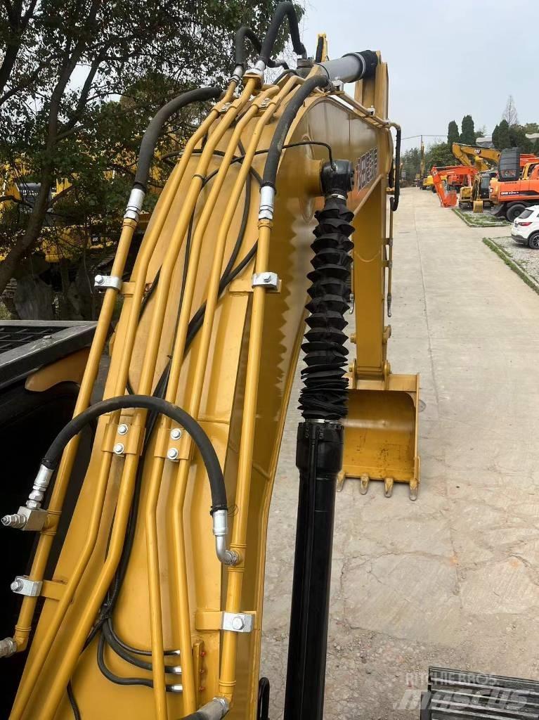 CAT 320DL Lánctalpas kotrók