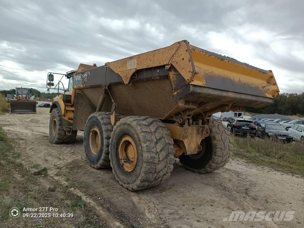 Volvo A 30 F Csuklósdömperek