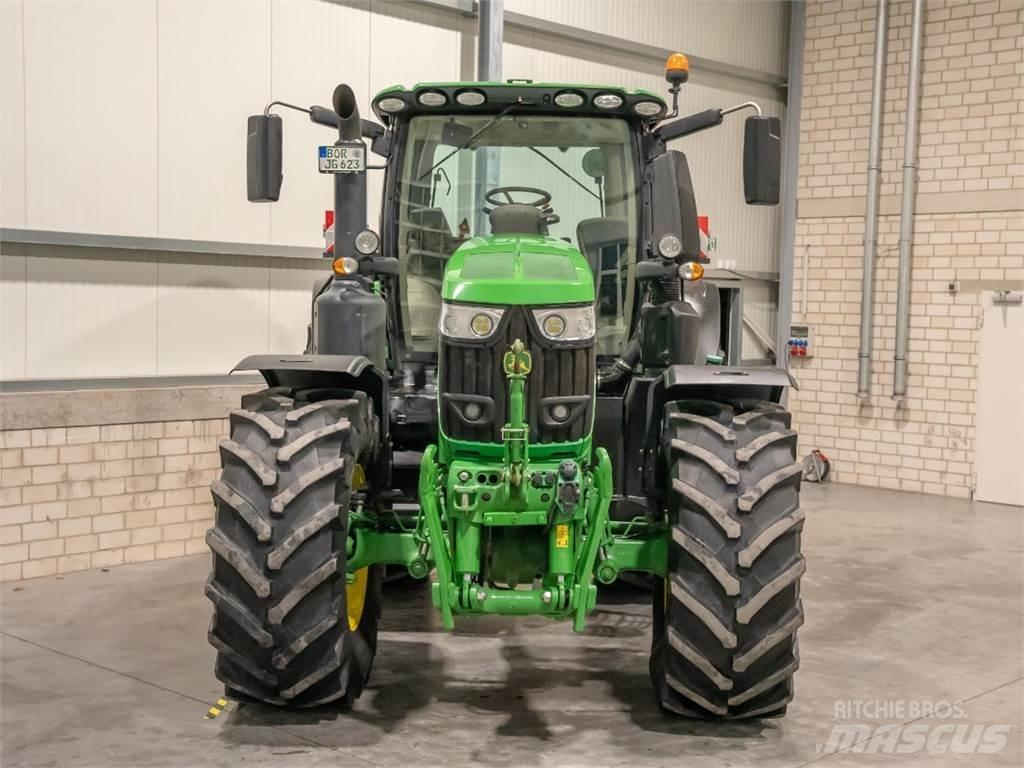 John Deere 6230R Traktorok