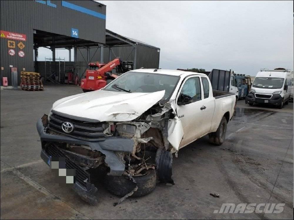 Toyota Hilux 5 Kis teherszállító/Platós kocsi