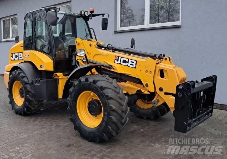 JCB TM 320 S Teleszkópos mezőgazdasági rakodók