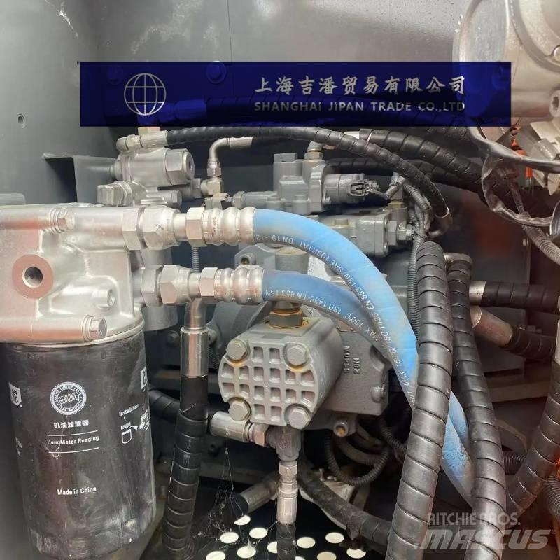 Hitachi ZX 120 Lánctalpas kotrók