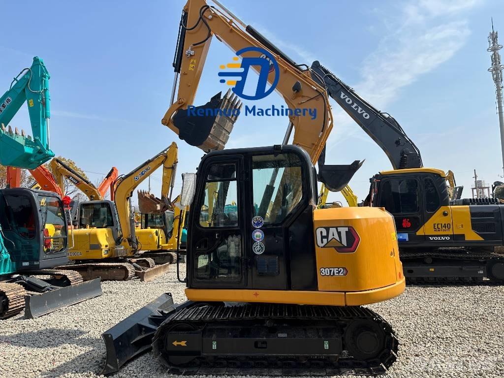 CAT 307E2 Mini kotrók < 7t