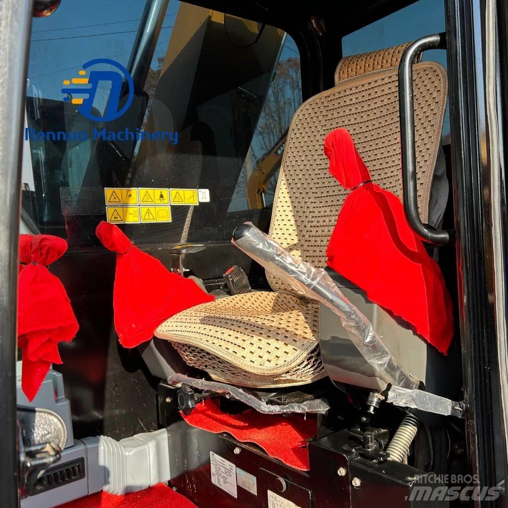 CAT 307E2 Mini kotrók < 7t