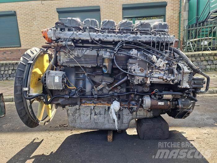 Scania DC 1202 Motorok