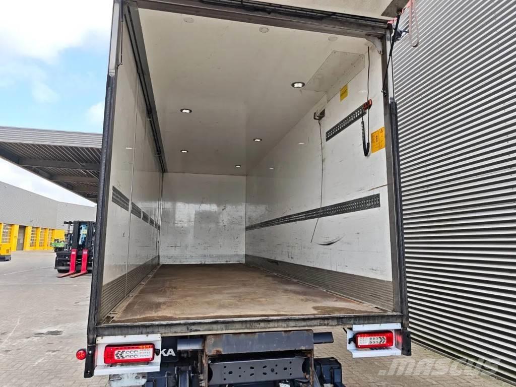 Volvo FM 340 4x2 Dobozos teherautók