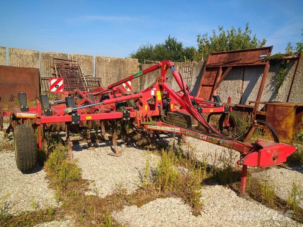 Horsch Terrano 5 FX Kultivátorok