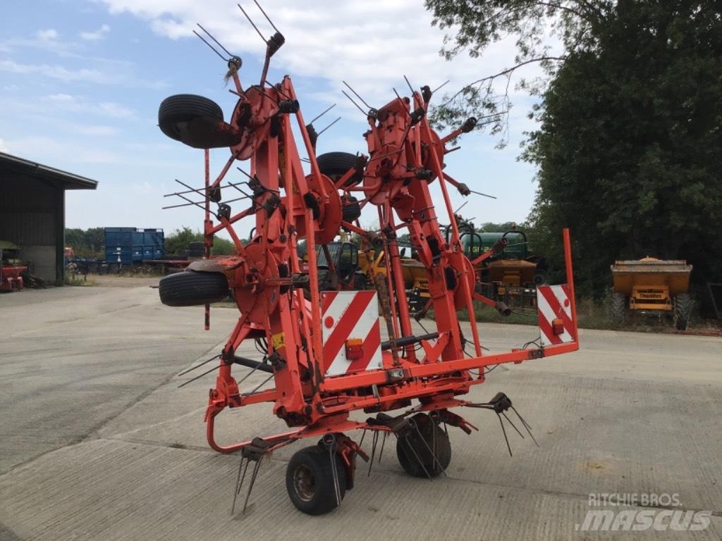 Kuhn GF 8702 Rendkészítő
