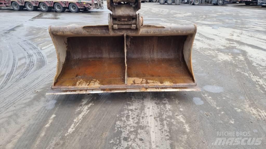 JCB 220 XL Lánctalpas kotrók