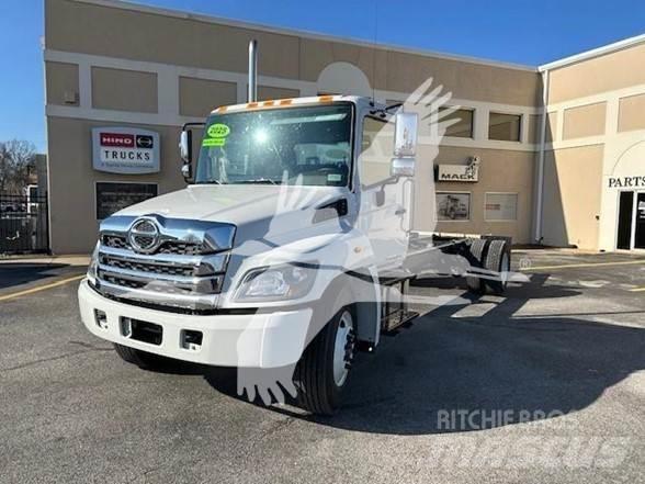 Hino L7 Fülkés alváz