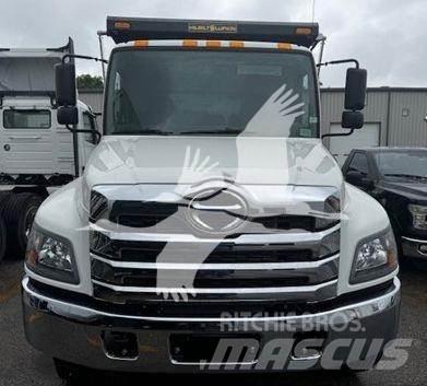 Hino L7 Billenő teherautók