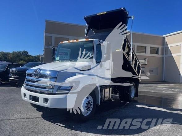 Hino L7 Billenő teherautók