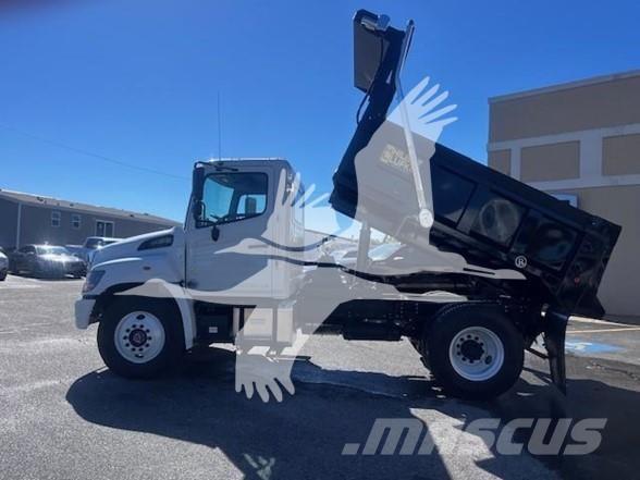 Hino L7 Billenő teherautók