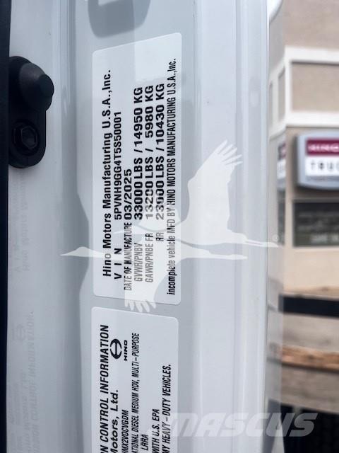 Hino XL7 Nyergesvontatók