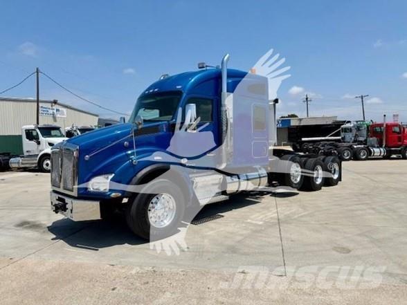 Kenworth T880 Nyergesvontatók