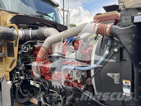 Kenworth W900 Nyergesvontatók