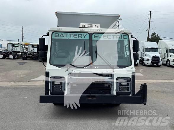 Mack LR64 Építőipar - Egyebek