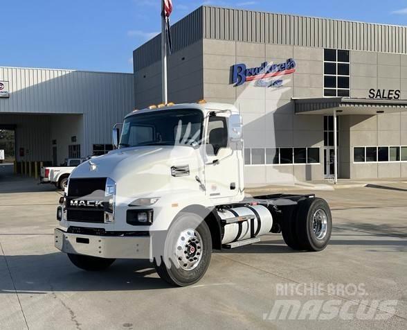 Mack MD6 Billenő teherautók