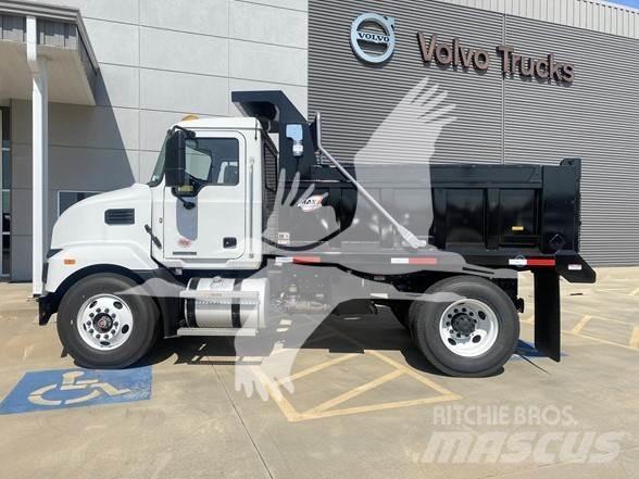 Mack MD6 Billenő teherautók