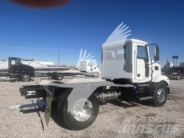 Mack MD6 Fülkés alváz