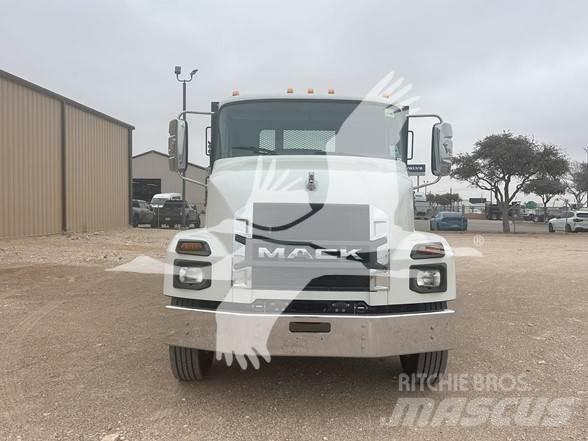 Mack MD6 Építőipar - Egyebek