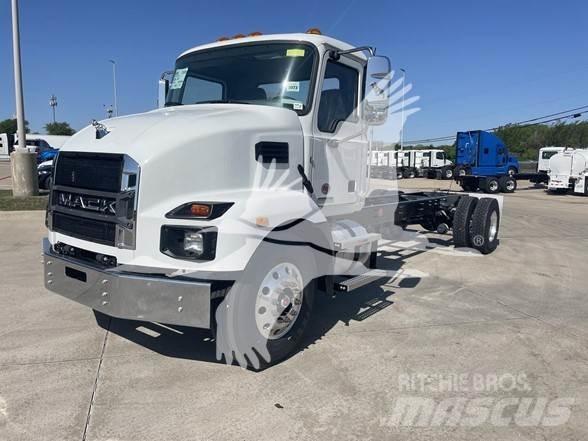 Mack MD6 Nyergesvontatók