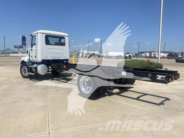 Mack MD6 Fülkés alváz