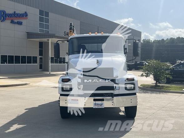 Mack MD6 Építőipar - Egyebek