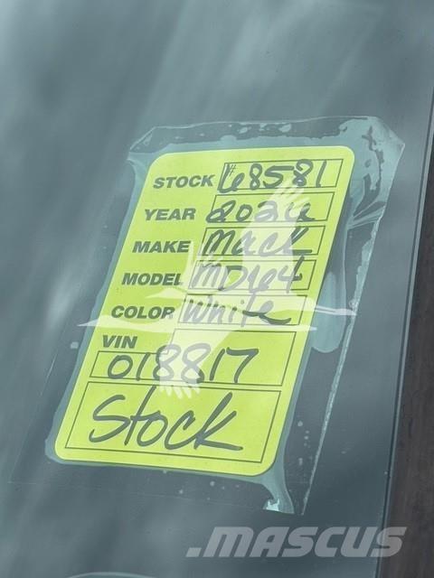 Mack MD6 Billenő teherautók