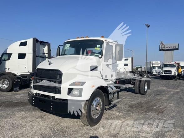 Mack MD6 Fülkés alváz