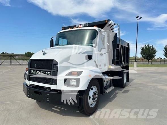 Mack MD7 Billenő teherautók