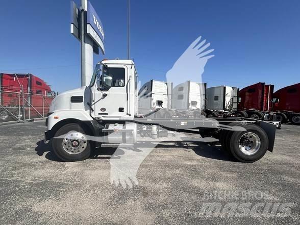 Mack MD7 Fülkés alváz