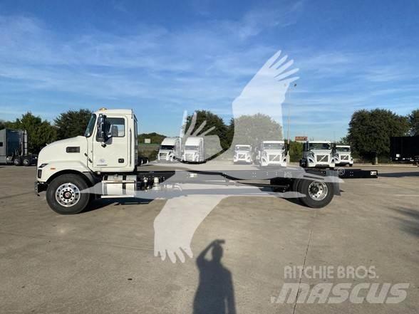 Mack MD7 Fülkés alváz