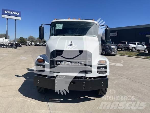 Mack MD7 Billenő teherautók