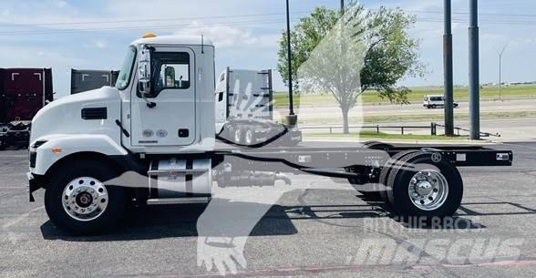 Mack MD7 Fülkés alváz