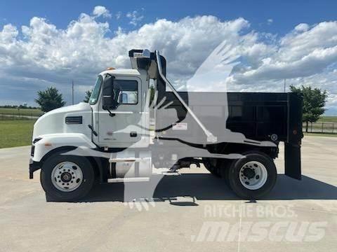 Mack MD7 Billenő teherautók