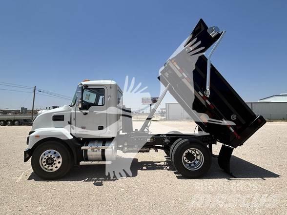Mack MD7 Billenő teherautók